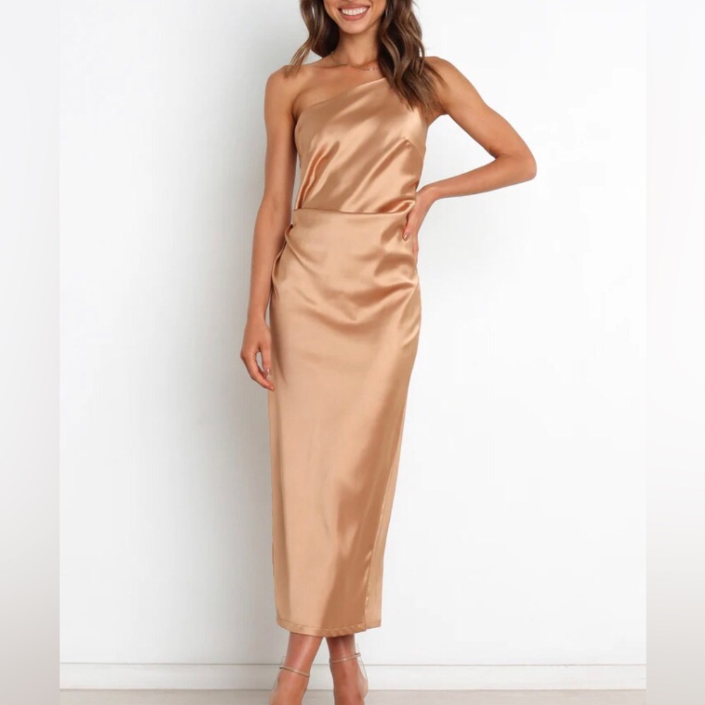 NEW Petal and Pup - Luella Dress in Gold (Size 0 & 2) New With Tags